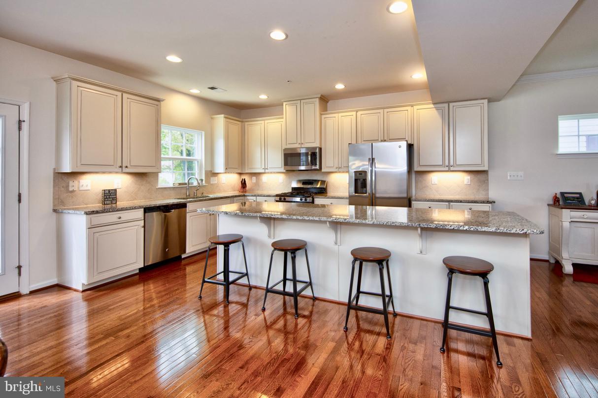 1357 Dickinson Court - Photo 1