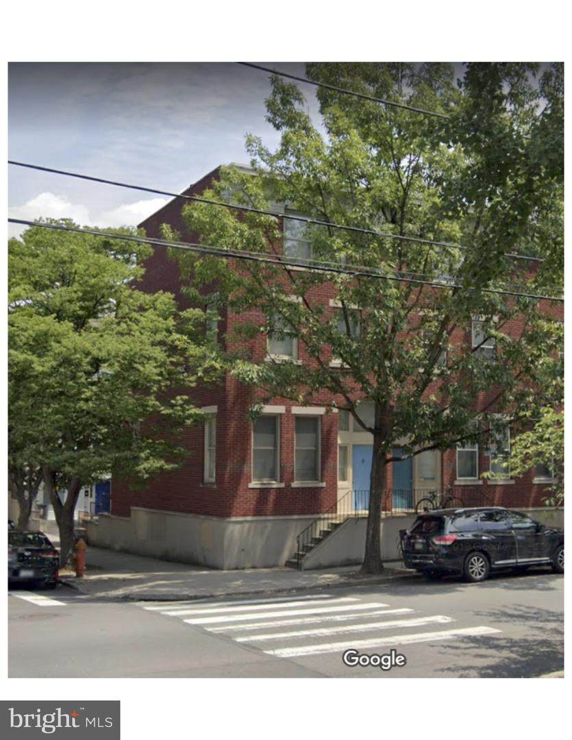 413 32ND Street - Photo 1