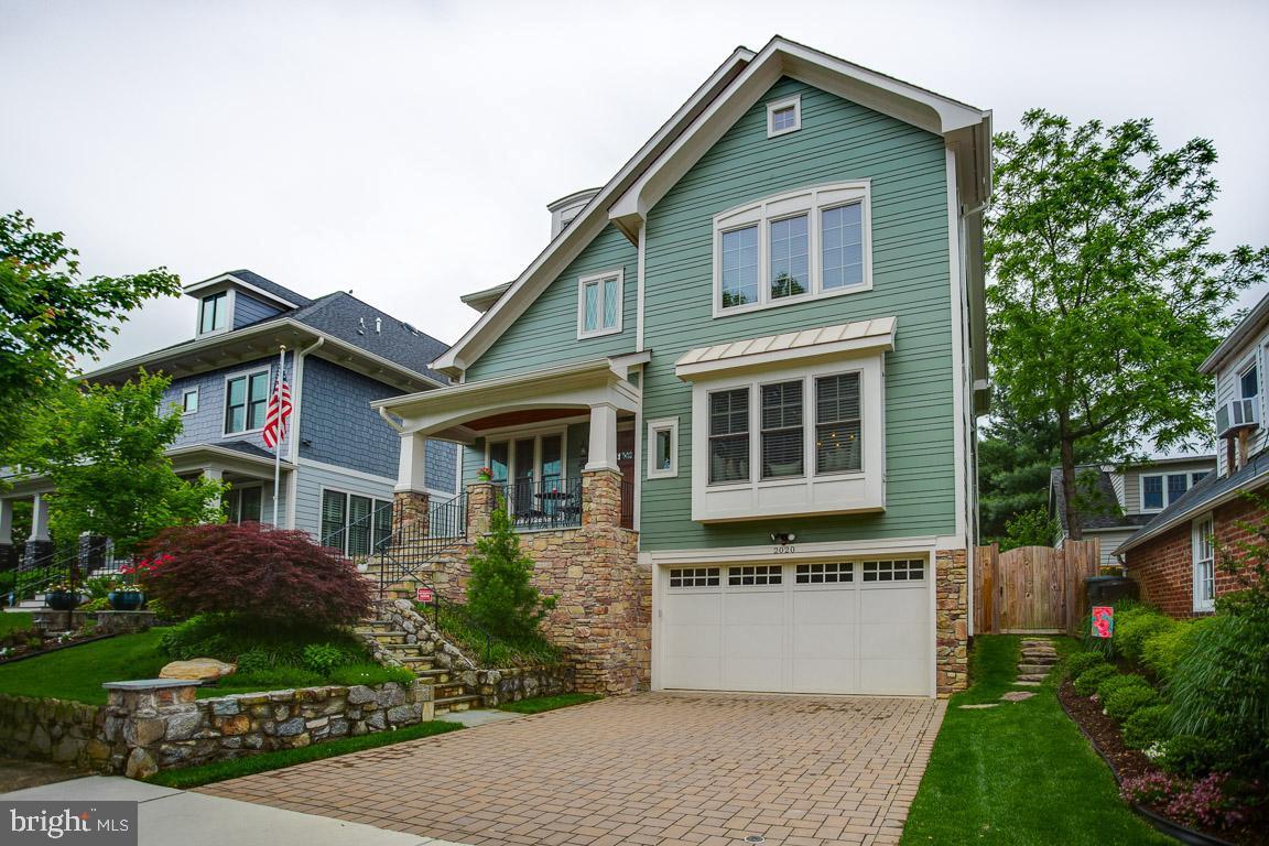 2020 Kent Street - Photo 1