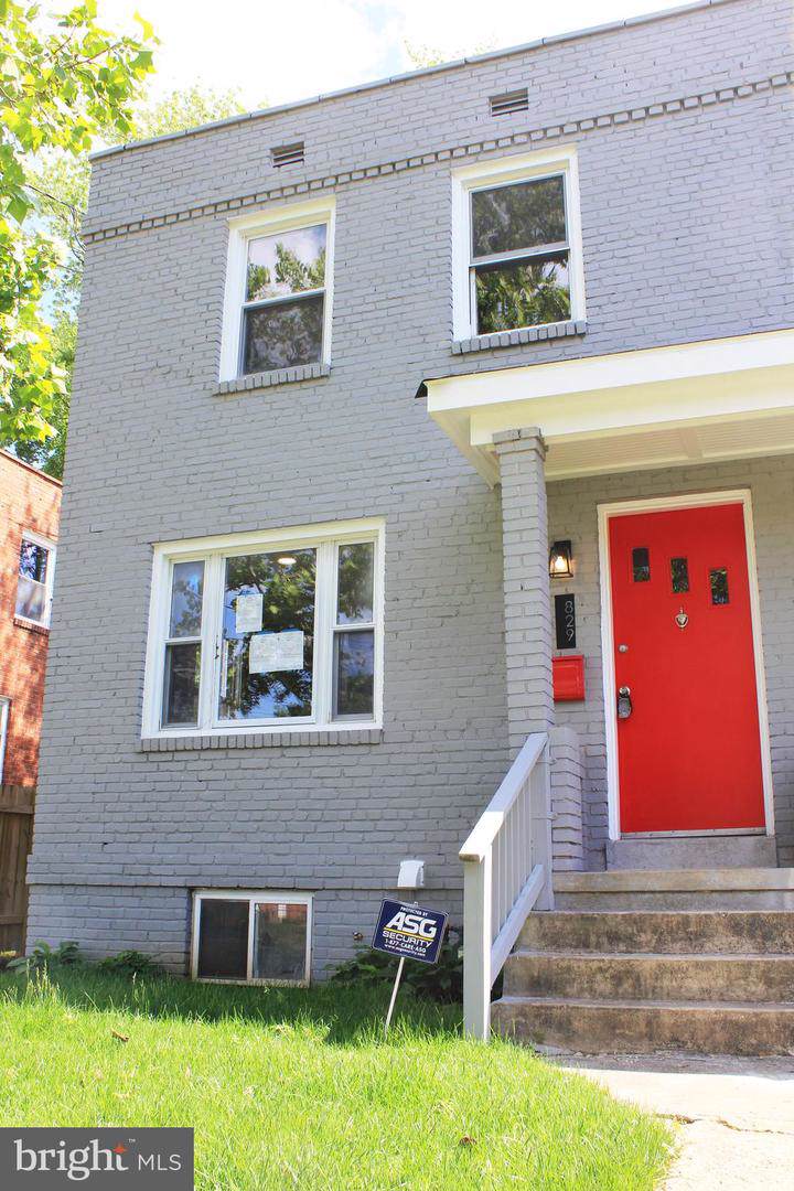 829 Xenia Street - Photo 1