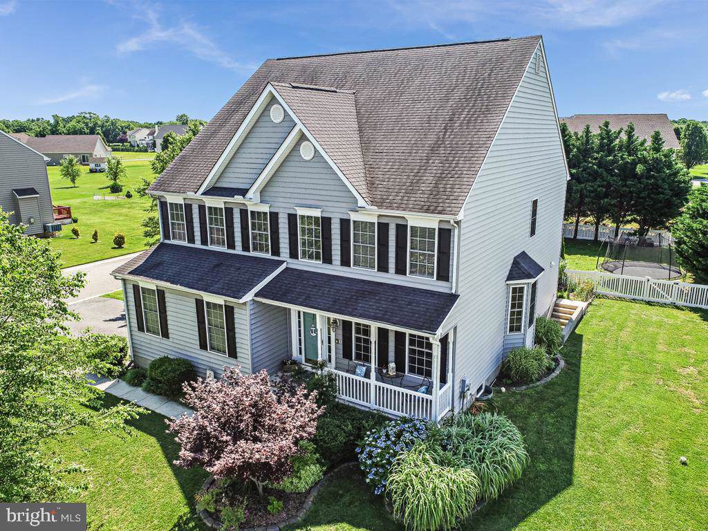 100 Beaufort Lane - Photo 1