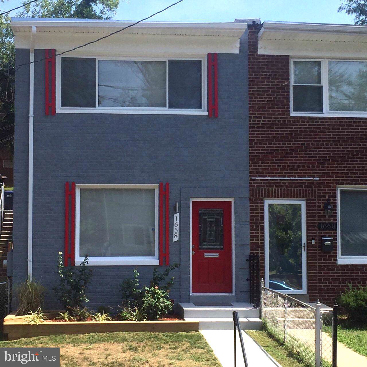 1658 Fort Dupont Street - Photo 1