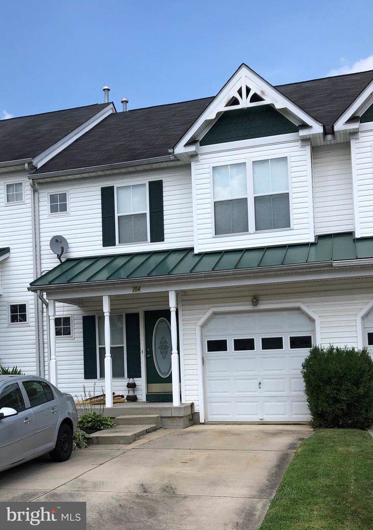 104 Canvas Place - Photo 1