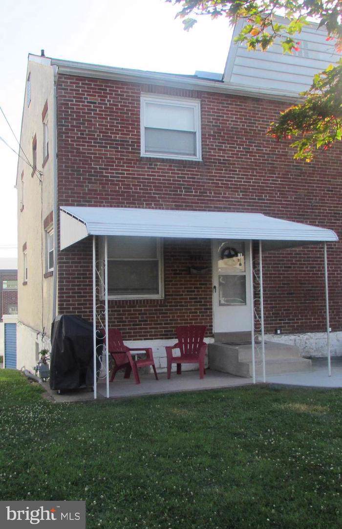 221 Willowbrook Avenue - Photo 1