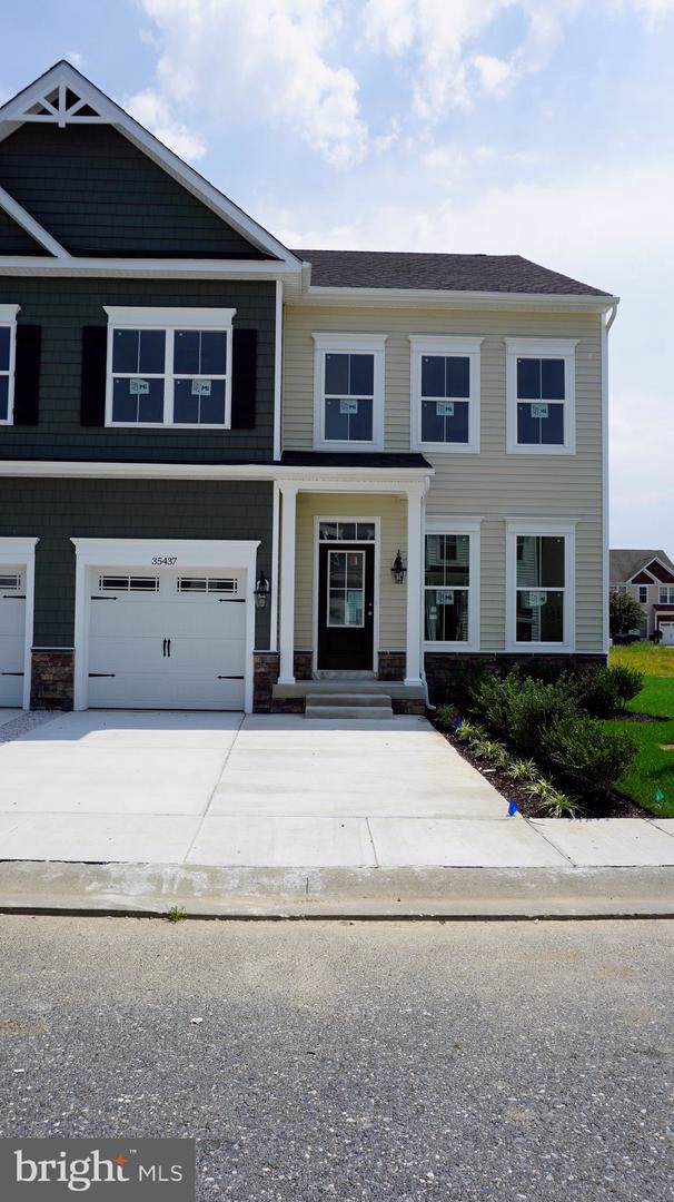 35437 Mercury Drive - Photo 1
