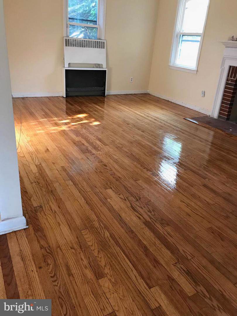 8333 Liberty - Photo 1