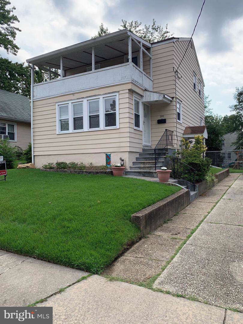 206 Center Avenue - Photo 1