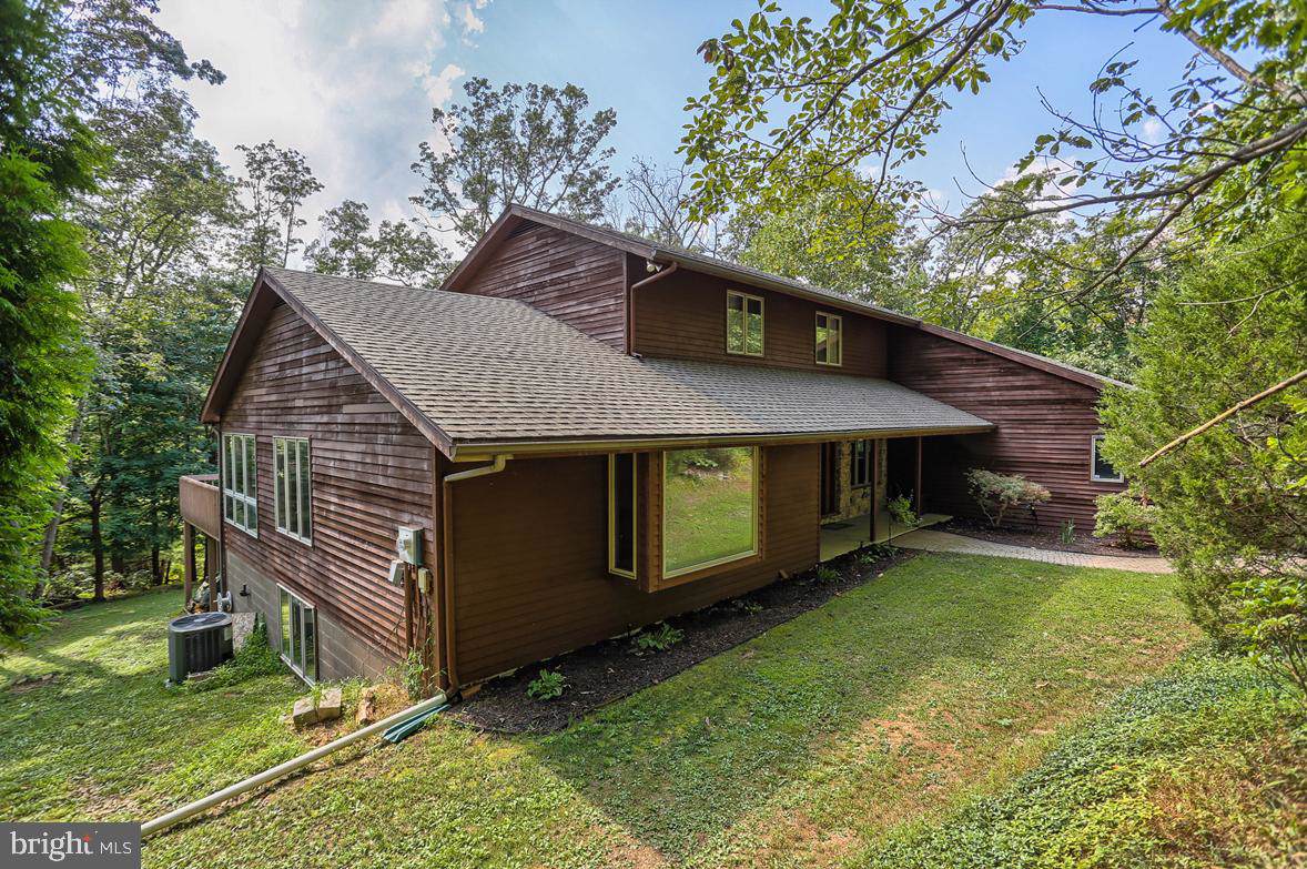766 Laurel Woods Lane - Photo 1