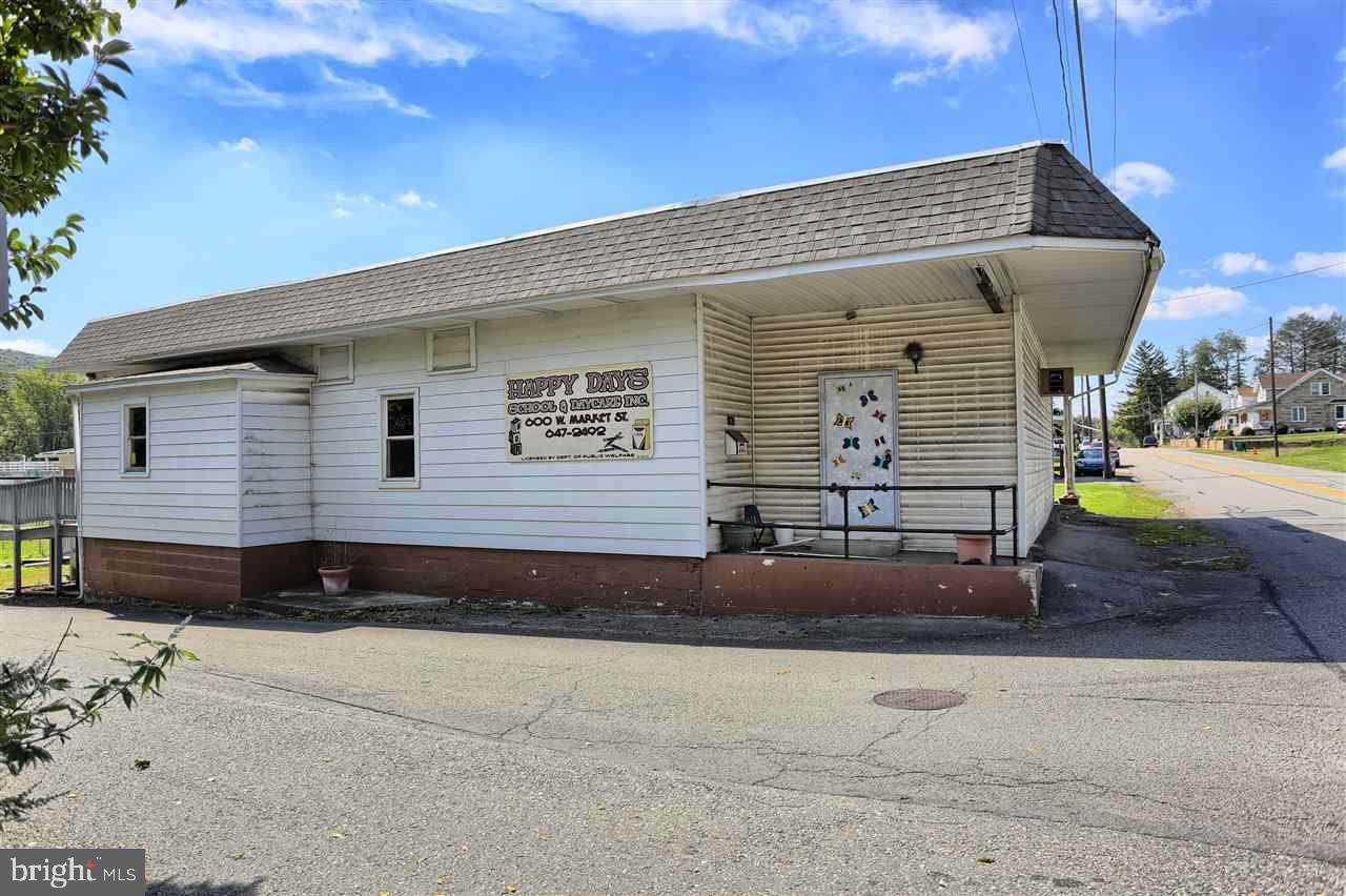 602 Market Street - Photo 1