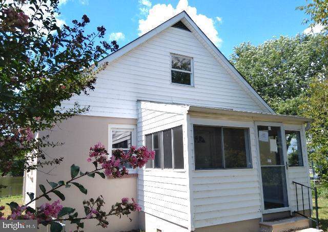 806 Creek Road - Photo 1