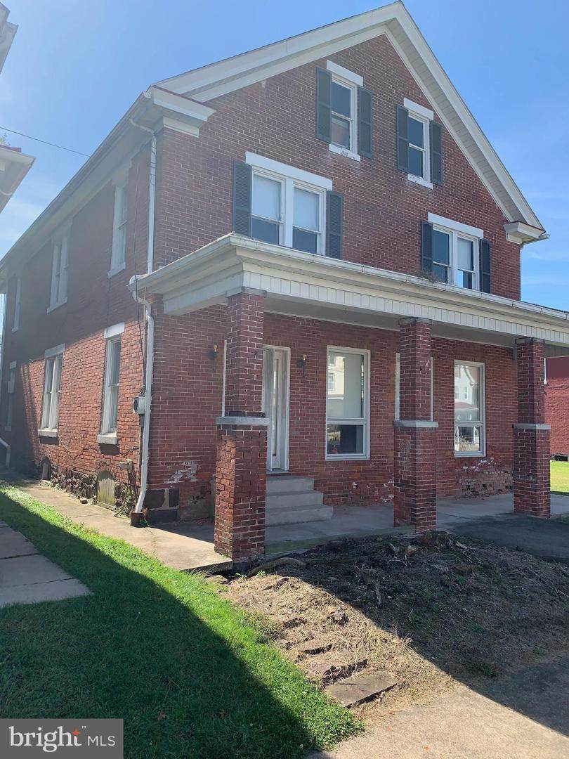636 Union Street - Photo 1