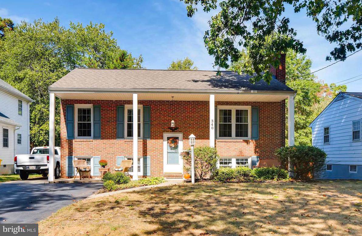 340 South Drive - Photo 1