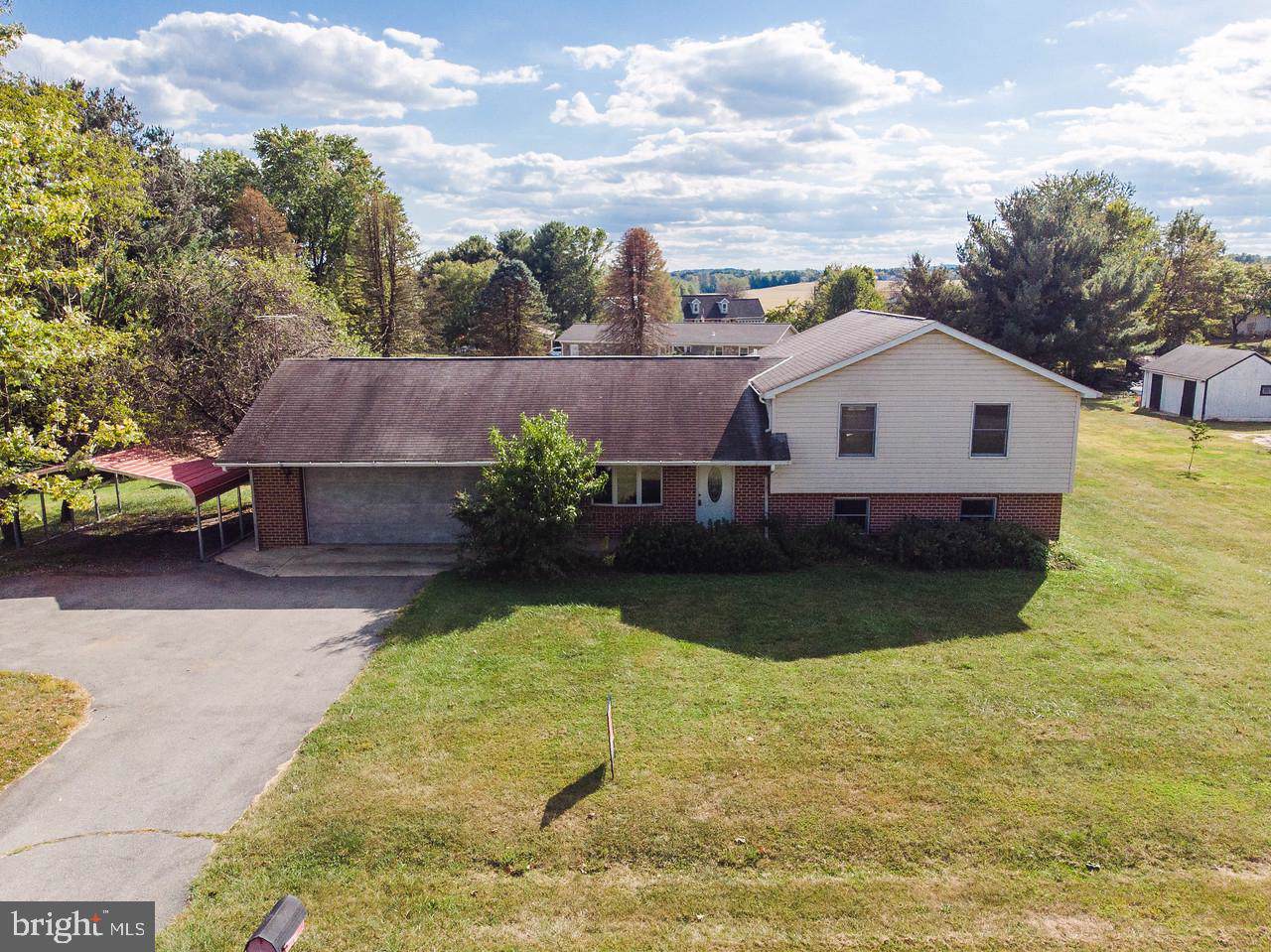 5405 Village Court - Photo 1