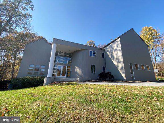 3227 Hunting Tweed Drive - Photo 1