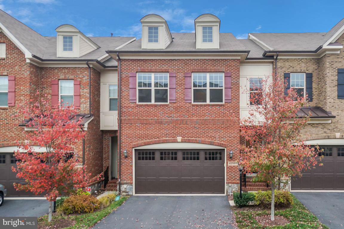 42560 Dreamweaver Drive - Photo 1