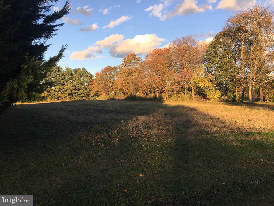 523 Cullan Drive - Photo 1