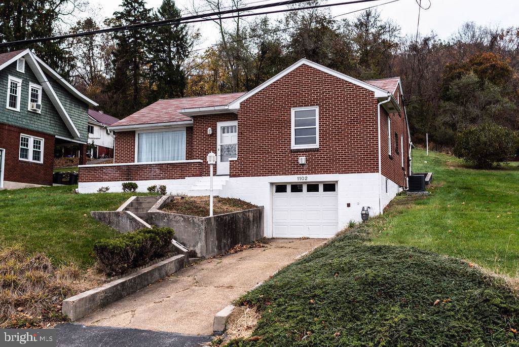 1102 Bedford Street - Photo 1