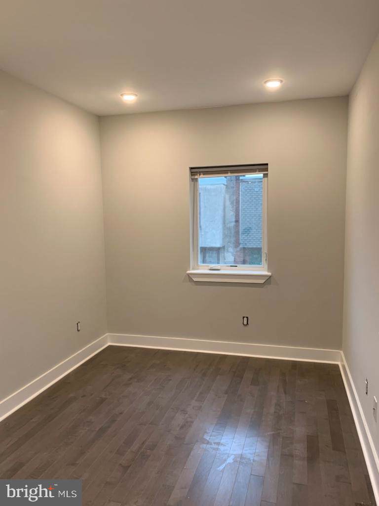 5334-36 Cedar Avenue - Photo 1