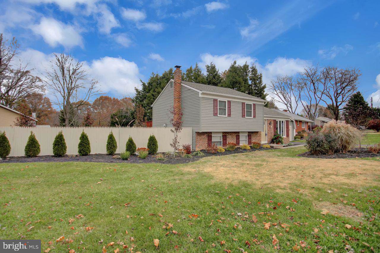5586 Edsel Street - Photo 1