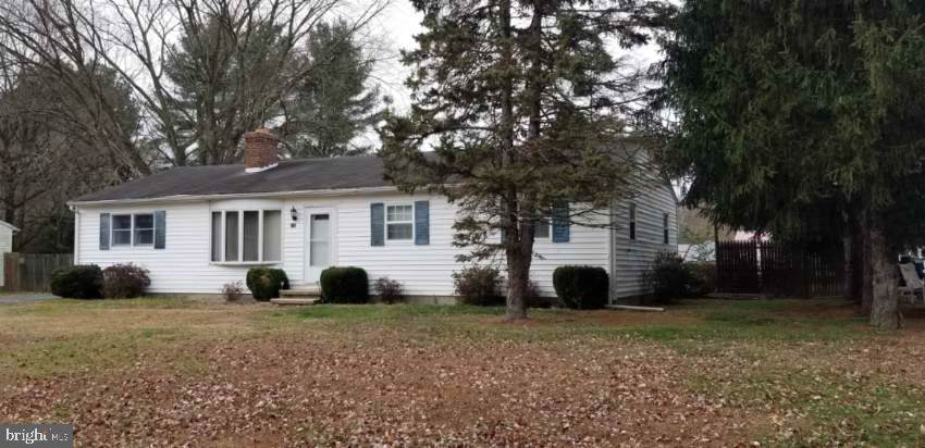 212 Cherry Drive - Photo 1