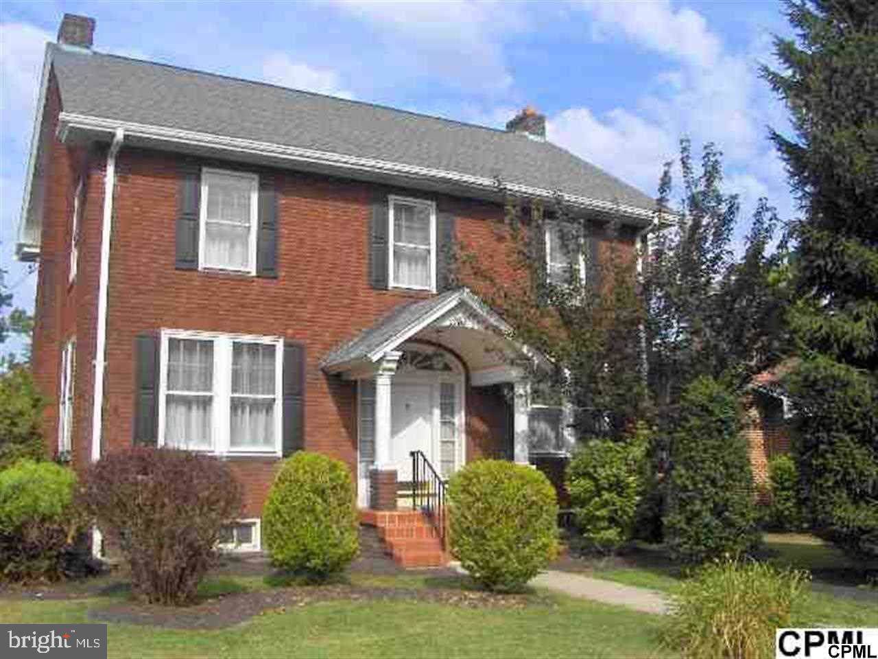 2704 2ND Street - Photo 1