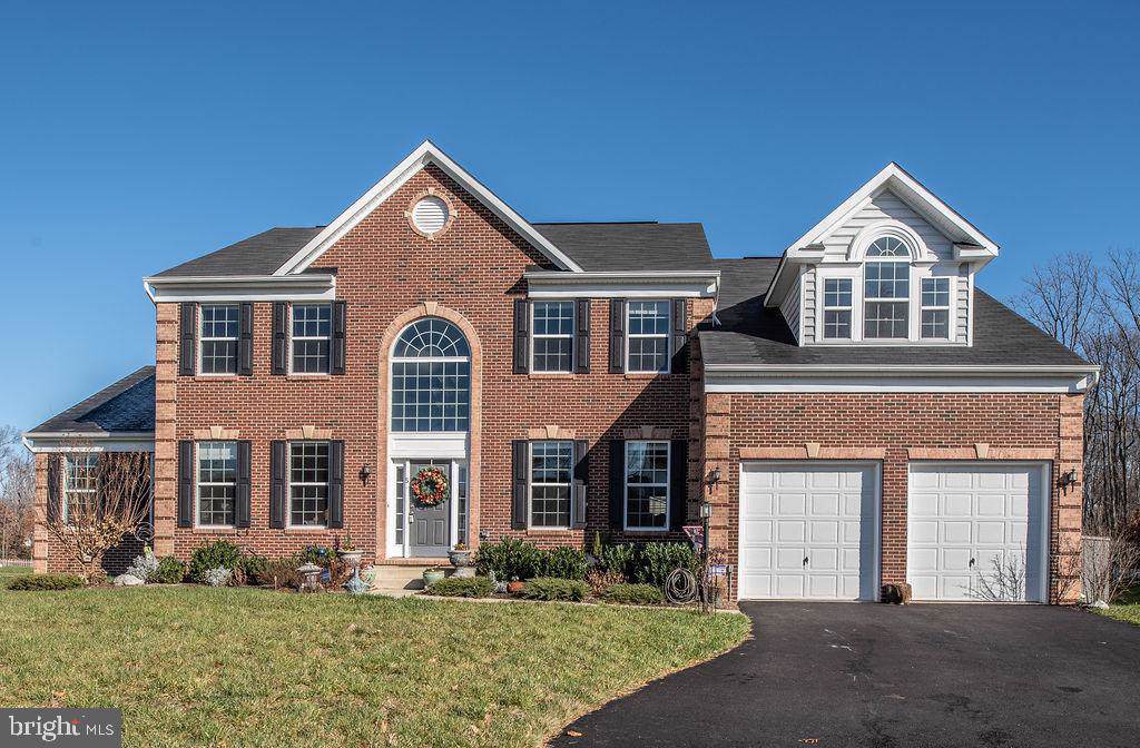 5 Elmont Court - Photo 1