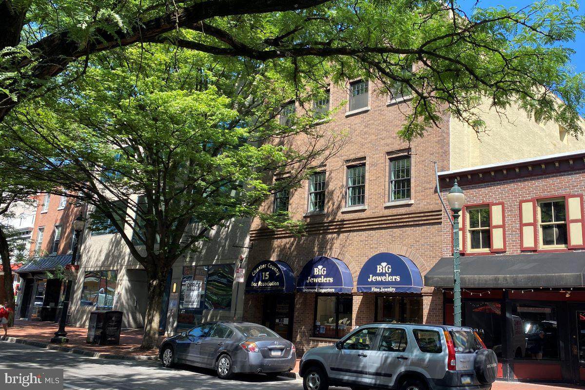 15 Gay Street - Photo 1