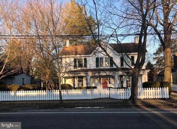 207 Morris Street - Photo 1