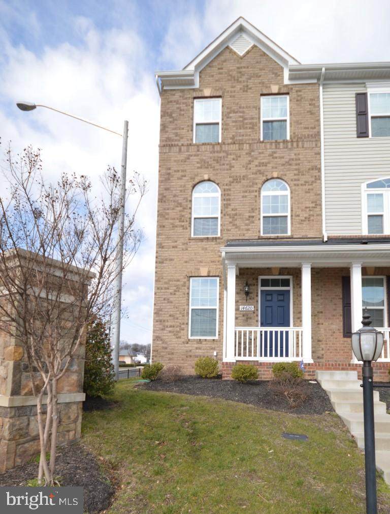 14620 Featherstone Gate Drive - Photo 1
