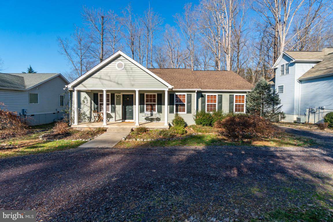 3411 Lakeview Parkway - Photo 1