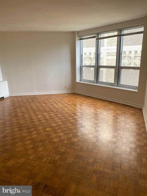 224-30 Rittenhouse Square - Photo 1