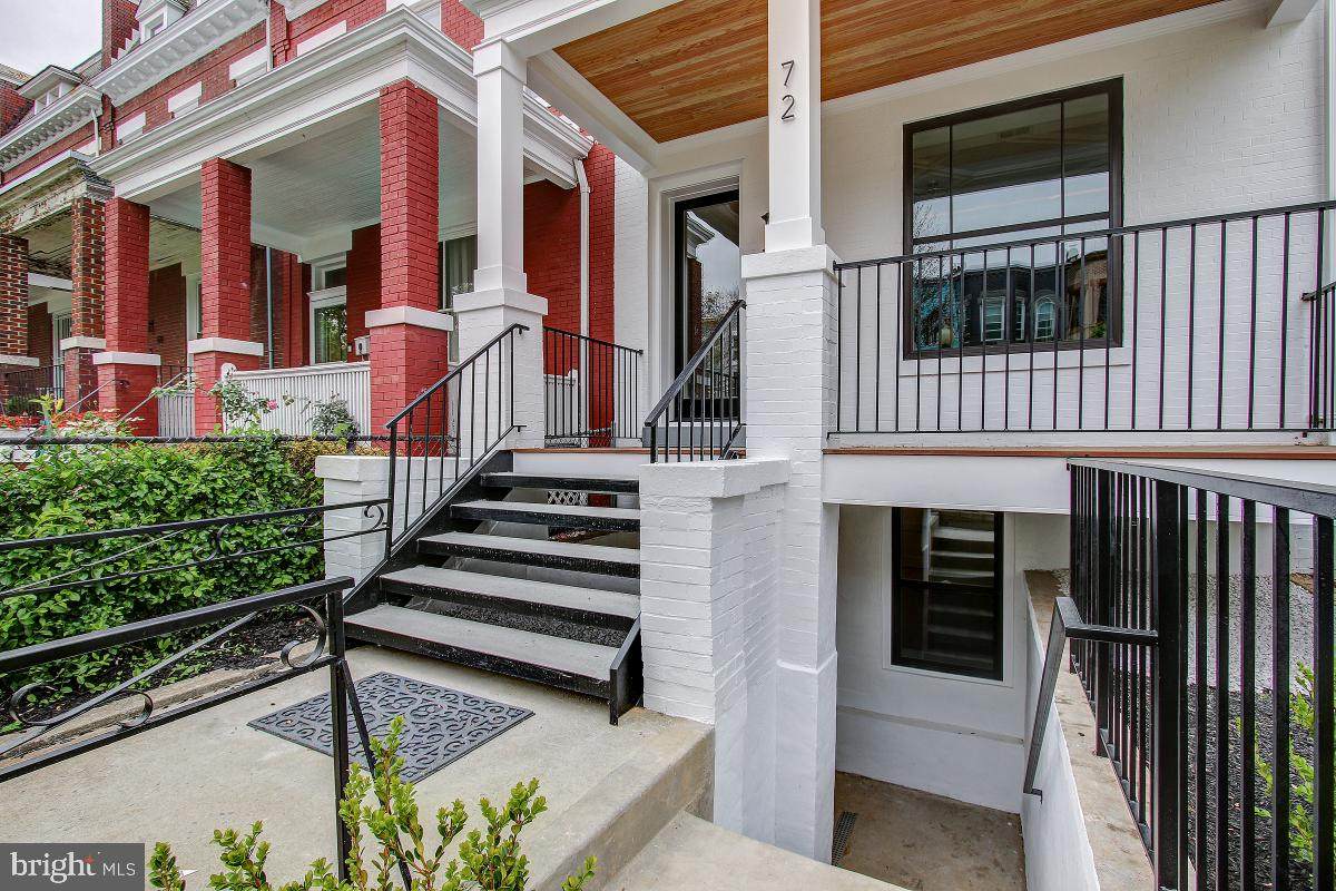 72 Adams Street - Photo 1