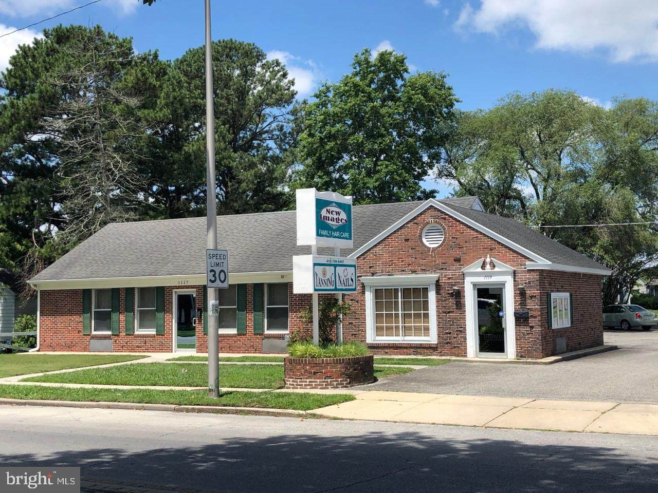 1119 Main Street - Photo 1