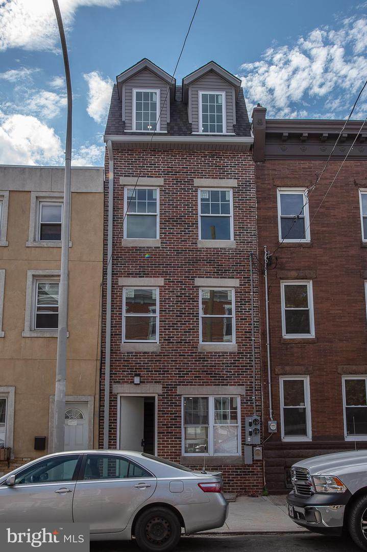2122 2ND Street - Photo 1