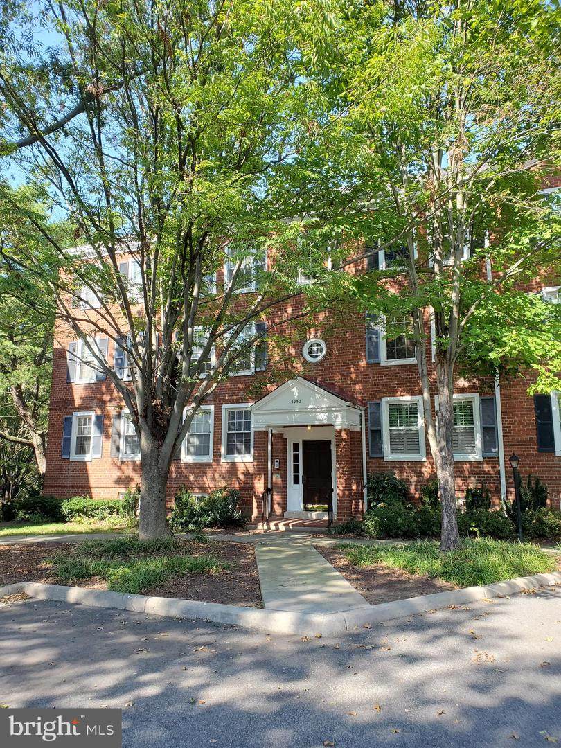 2952 Columbus Street - Photo 1