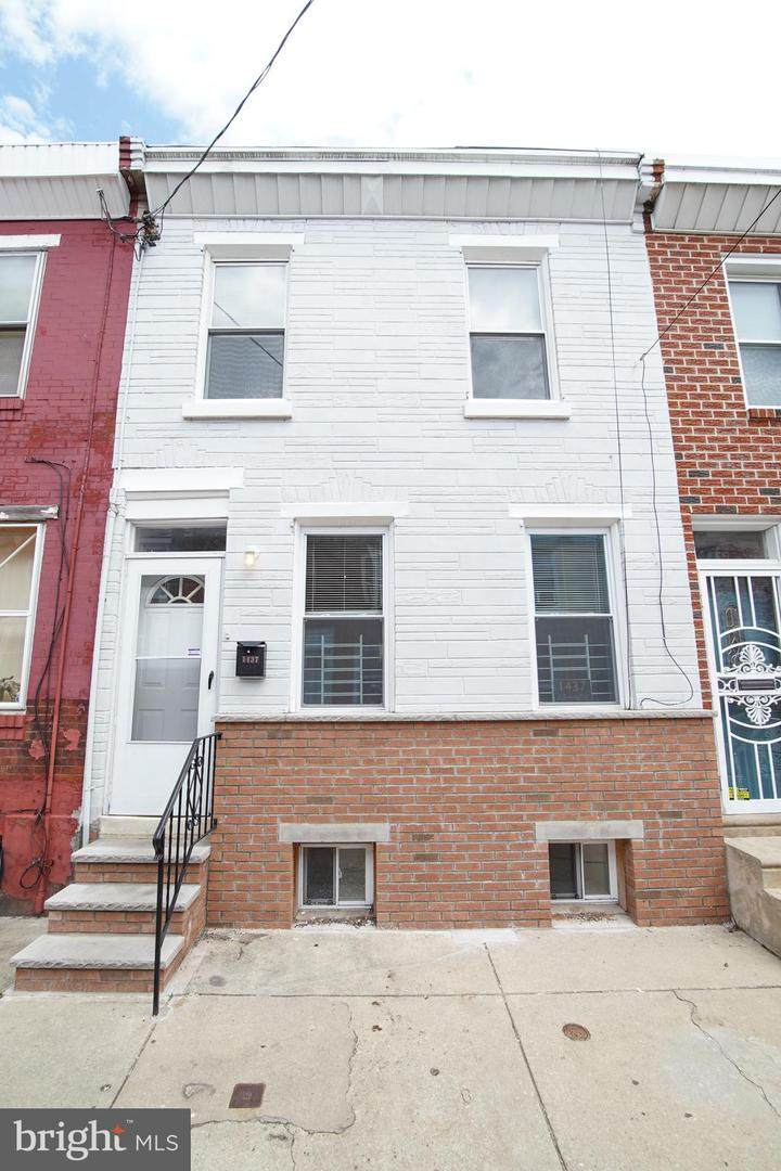 1437 Bancroft Street - Photo 1