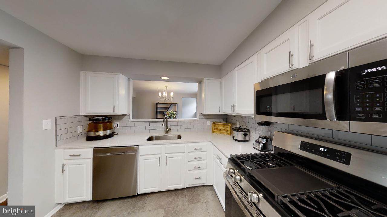 2318 18TH Street - Photo 1