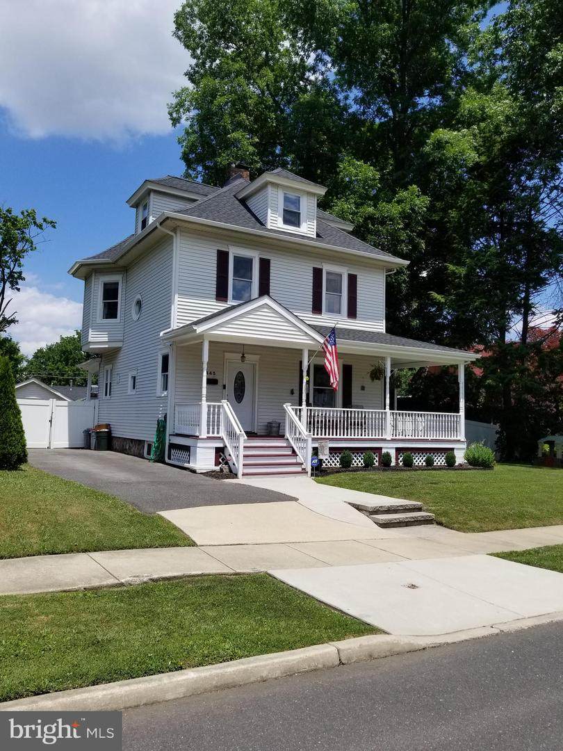 445 Linden Avenue - Photo 1