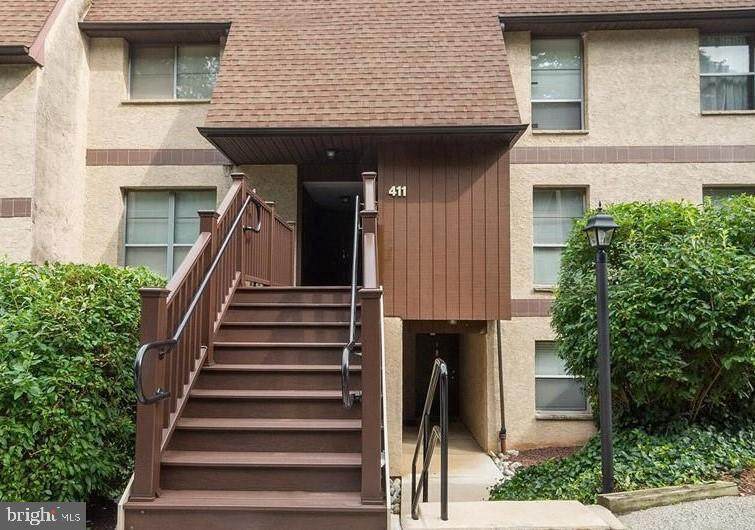 411 Shawmont Avenue - Photo 1