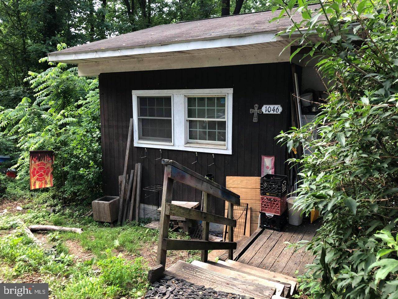 1046 Shenandoah River Drive - Photo 1