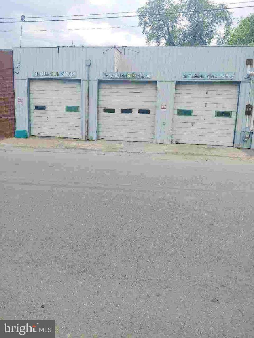 249 Bernard Street - Photo 1