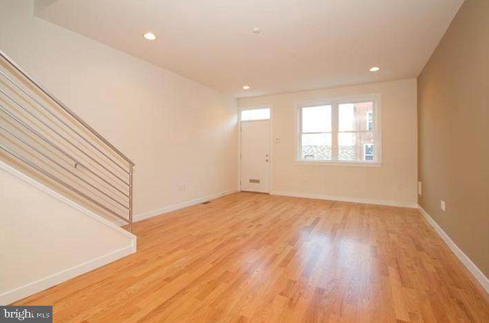 2032 Ellsworth Street - Photo 1