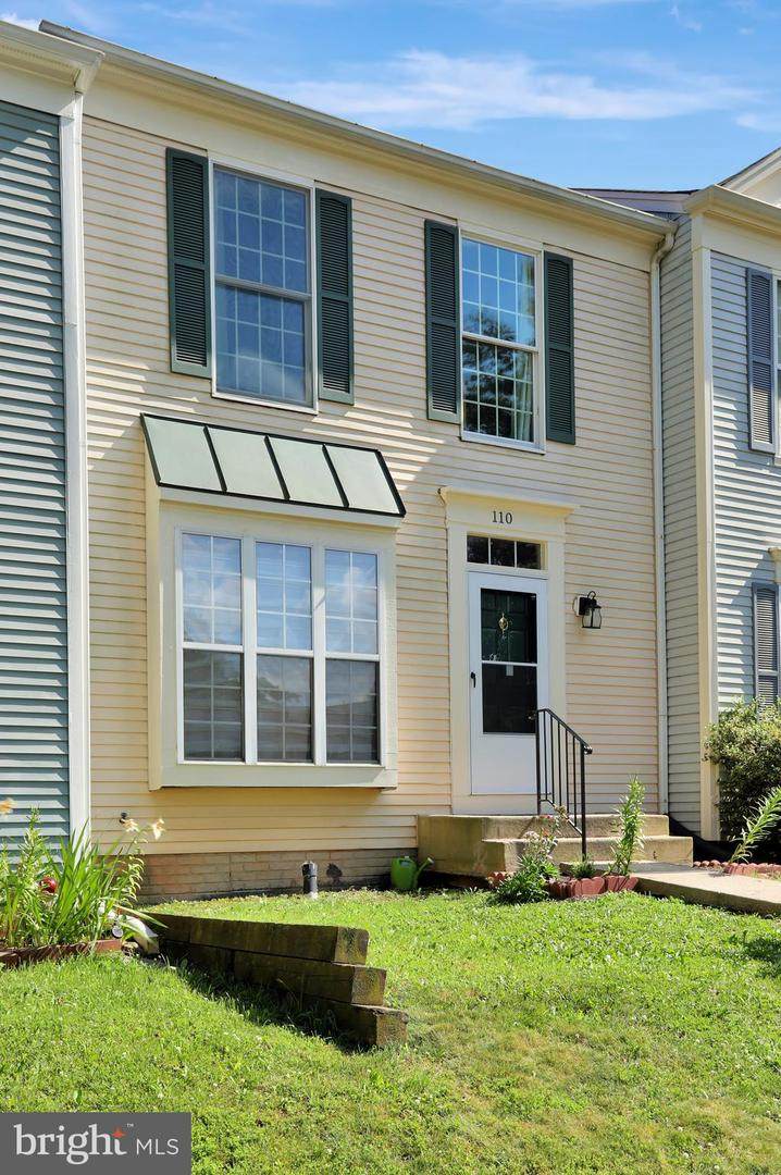 110 Carnaby Way - Photo 1