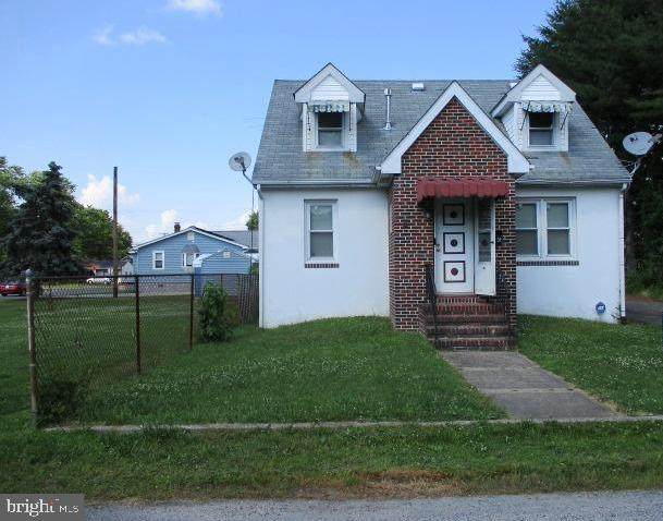 31 5TH Avenue - Photo 1