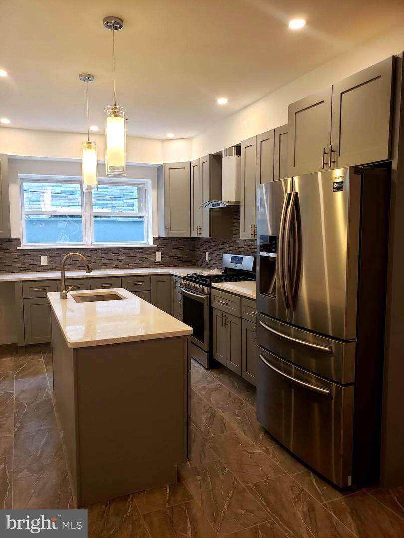 2213 Carlisle Street - Photo 1