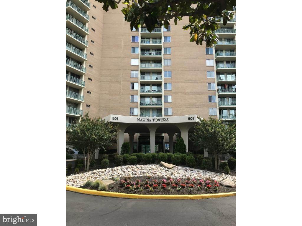 501 Slaters Lane - Photo 1