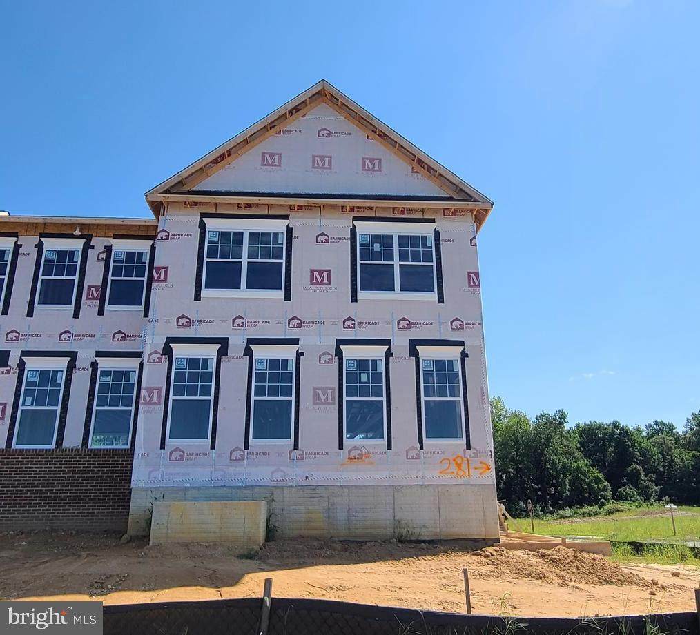 41522 Marwood Circle - Photo 1