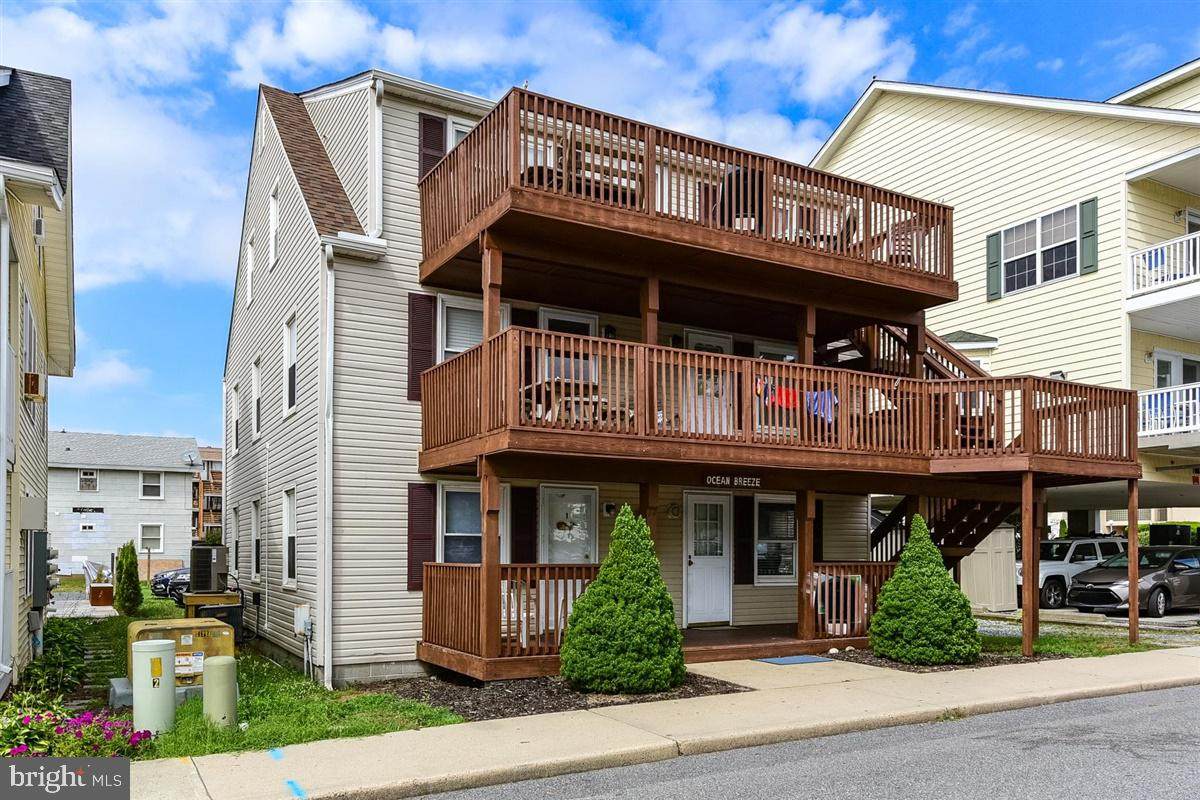 14 39TH Street - Photo 1