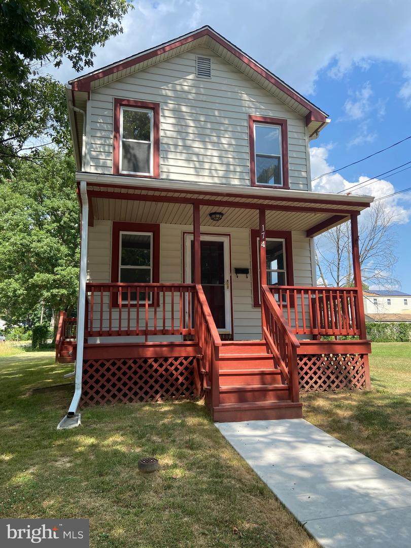 174 Youngs Avenue - Photo 1