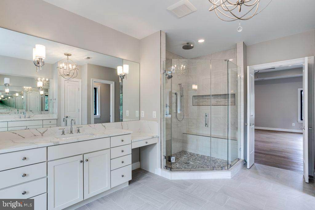 7401 Tower Street - Photo 1